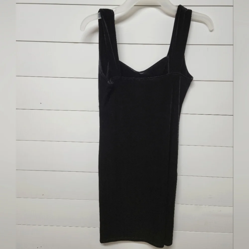Forever 21 Velvet Black Bodycon Mini Dress - Picture 3 of 7